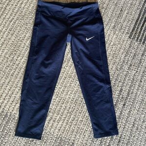 Nike Women's Navy Blue Leggings